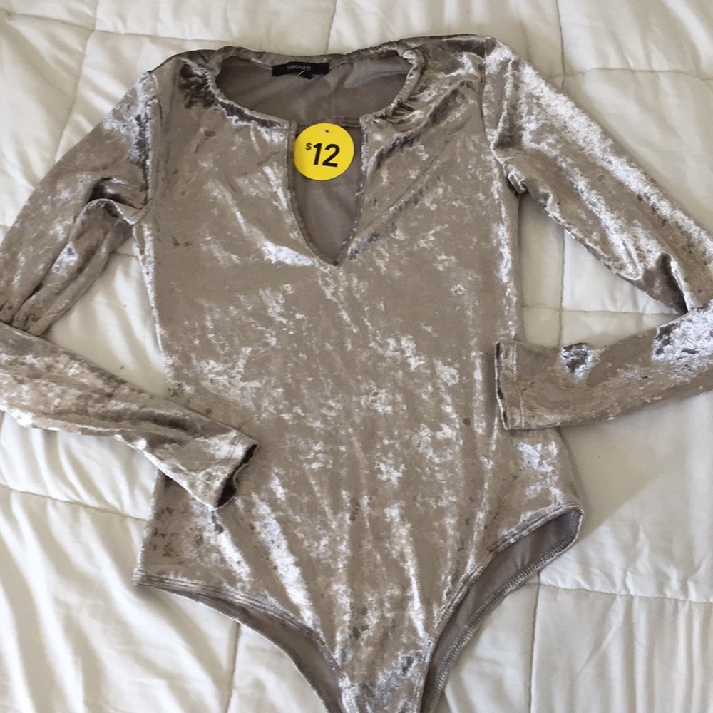 New forever21 silver bodysuit
